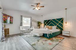 LUX 7BR/3BA Villa w/pool, spa and big yard