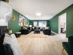 LUX 7BR/4BA Villa w/Heated Pool, next to the Strip