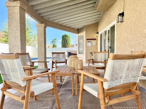 LUX 6BR/3BA Stylish House w/piano, bar, pool&spa