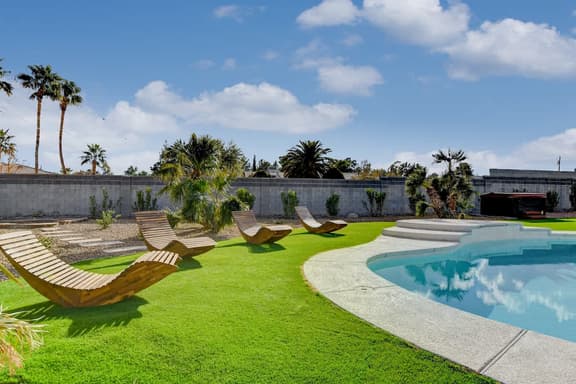 LUX 7BR/4.5BA • Stylish Villa w/Heated Pool&Spa +